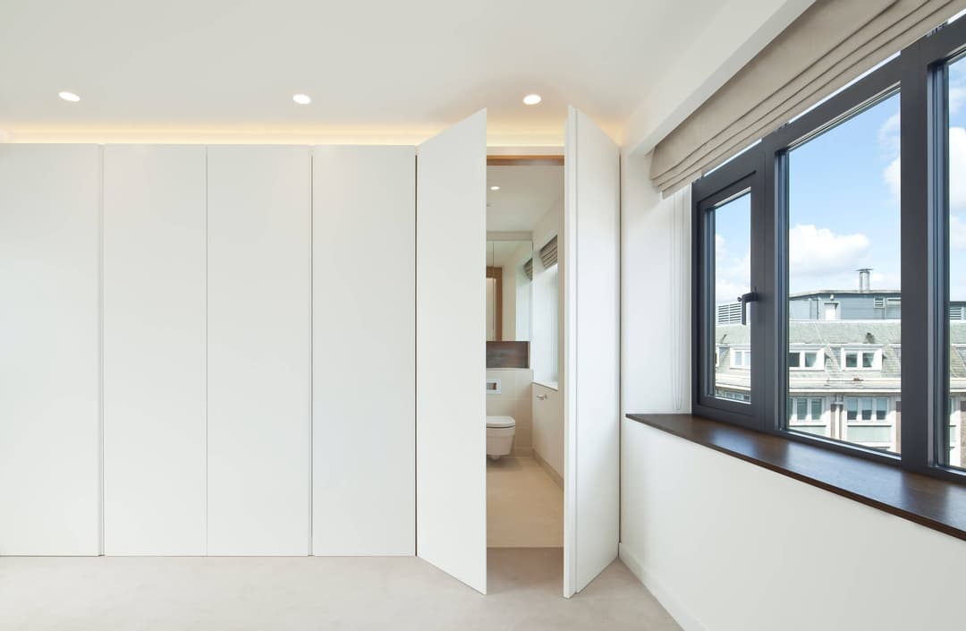 Hidden_Bathroom_Door-The Panel Hub